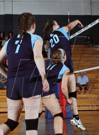 Thumbnail 3 in Chartiers Valley @ Canevin Catholic photogallery.