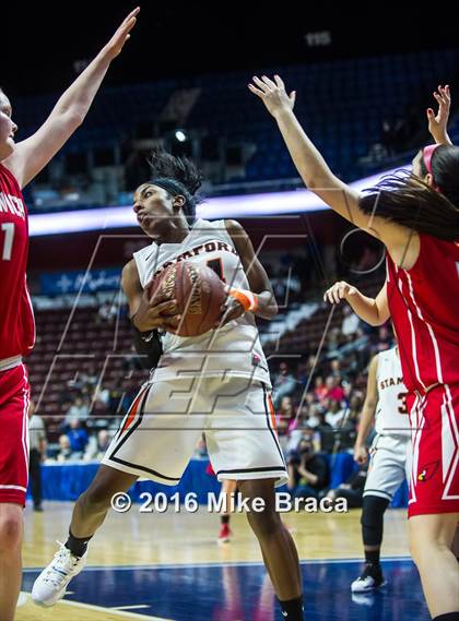 Thumbnail 2 in Greenwich vs. Stamford (CIAC Class LL Final) photogallery.