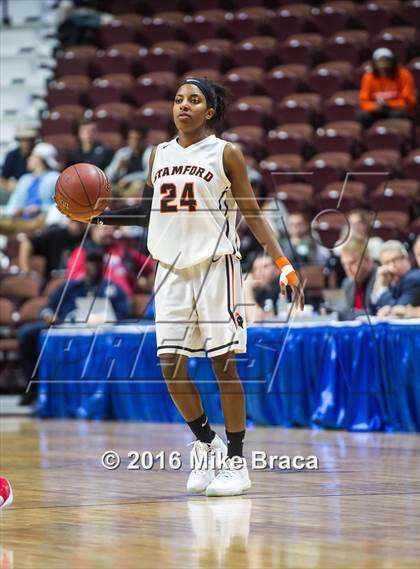 Thumbnail 2 in Greenwich vs. Stamford (CIAC Class LL Final) photogallery.