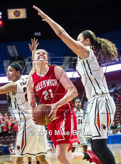 Thumbnail 3 in Greenwich vs. Stamford (CIAC Class LL Final) photogallery.