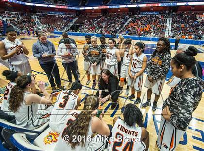 Thumbnail 3 in Greenwich vs. Stamford (CIAC Class LL Final) photogallery.