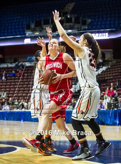 Thumbnail 2 in Greenwich vs. Stamford (CIAC Class LL Final) photogallery.