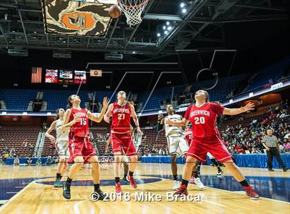 Thumbnail 3 in Greenwich vs. Stamford (CIAC Class LL Final) photogallery.