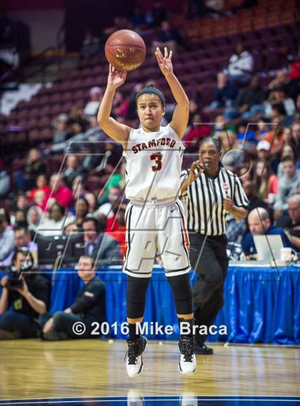 Thumbnail 3 in Greenwich vs. Stamford (CIAC Class LL Final) photogallery.