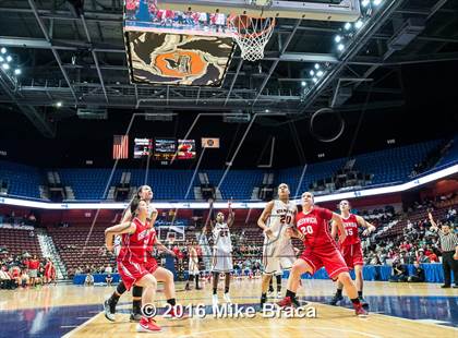 Thumbnail 1 in Greenwich vs. Stamford (CIAC Class LL Final) photogallery.