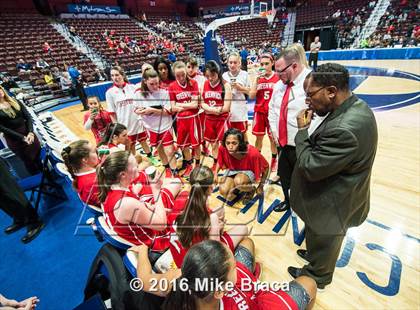 Thumbnail 2 in Greenwich vs. Stamford (CIAC Class LL Final) photogallery.