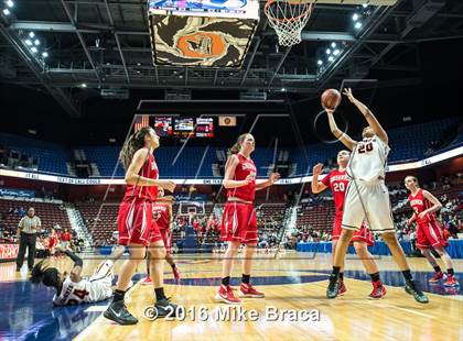 Thumbnail 2 in Greenwich vs. Stamford (CIAC Class LL Final) photogallery.