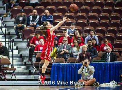 Thumbnail 3 in Greenwich vs. Stamford (CIAC Class LL Final) photogallery.