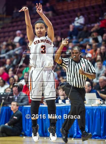 Thumbnail 1 in Greenwich vs. Stamford (CIAC Class LL Final) photogallery.