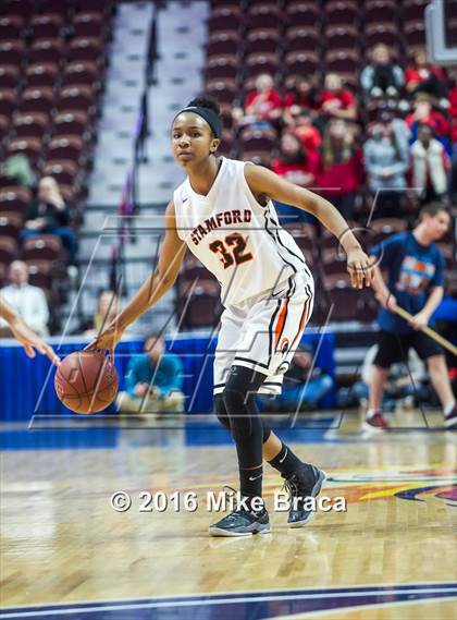 Thumbnail 2 in Greenwich vs. Stamford (CIAC Class LL Final) photogallery.