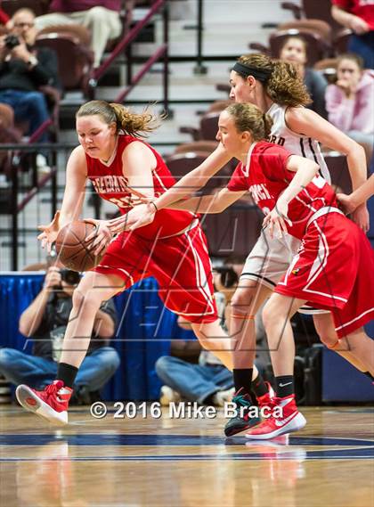 Thumbnail 3 in Greenwich vs. Stamford (CIAC Class LL Final) photogallery.