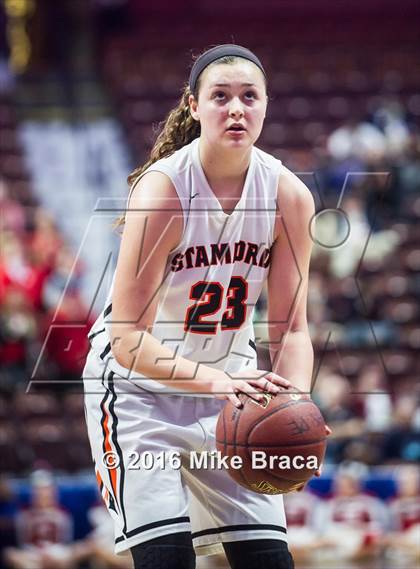 Thumbnail 3 in Greenwich vs. Stamford (CIAC Class LL Final) photogallery.