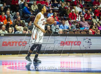 Thumbnail 3 in Greenwich vs. Stamford (CIAC Class LL Final) photogallery.