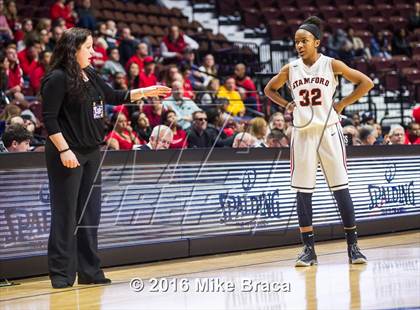 Thumbnail 3 in Greenwich vs. Stamford (CIAC Class LL Final) photogallery.