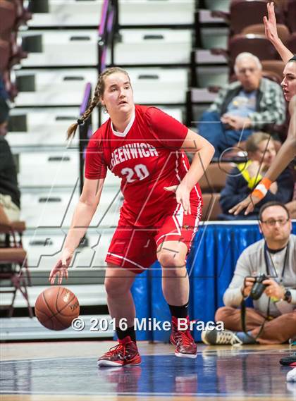 Thumbnail 3 in Greenwich vs. Stamford (CIAC Class LL Final) photogallery.