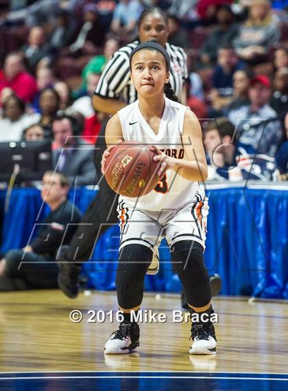 Thumbnail 2 in Greenwich vs. Stamford (CIAC Class LL Final) photogallery.