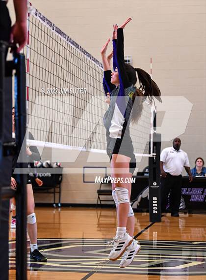 Thumbnail 1 in College Station vs Montgomery photogallery.