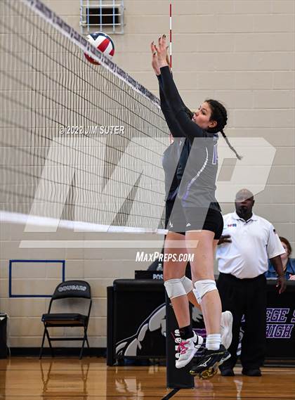 Thumbnail 3 in College Station vs Montgomery photogallery.