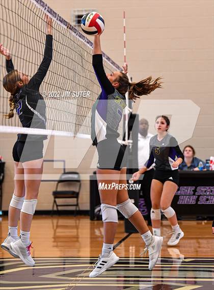 Thumbnail 1 in College Station vs Montgomery photogallery.