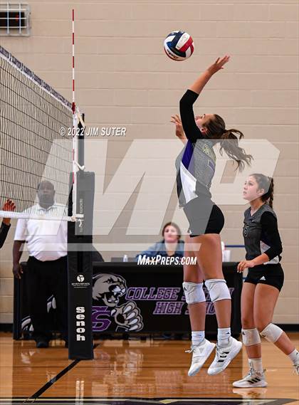 Thumbnail 2 in College Station vs Montgomery photogallery.