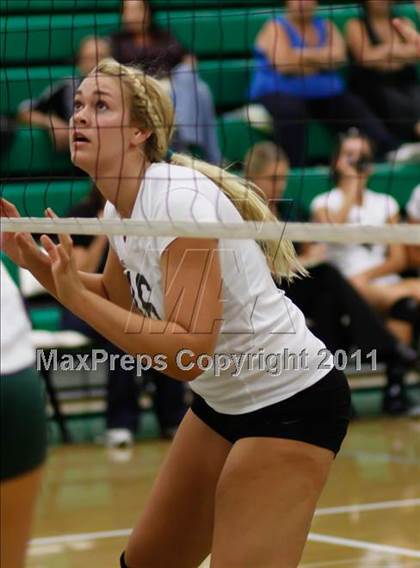 Thumbnail 3 in Thousand Oaks vs Santa Barbara photogallery.