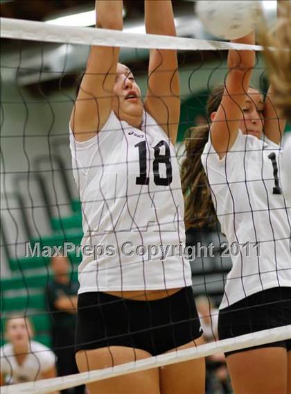 Thumbnail 2 in Thousand Oaks vs Santa Barbara photogallery.