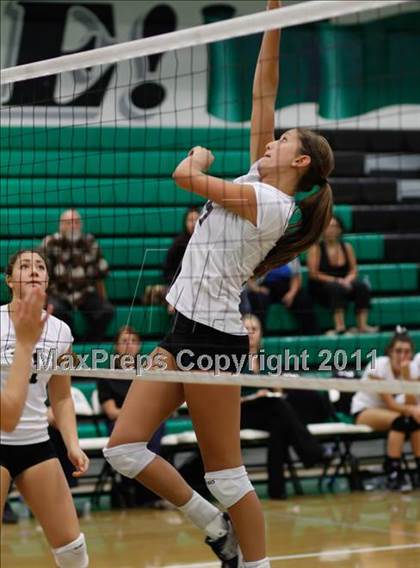 Thumbnail 1 in Thousand Oaks vs Santa Barbara photogallery.