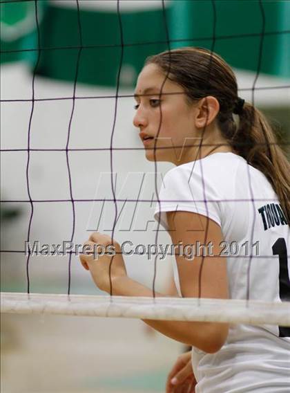 Thumbnail 1 in Thousand Oaks vs Santa Barbara photogallery.