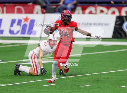Thumbnail 2 in Cedar Hill vs. Katy (UIL Class 6A D2 Final) photogallery.