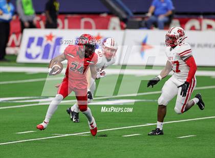 Thumbnail 1 in Cedar Hill vs. Katy (UIL Class 6A D2 Final) photogallery.