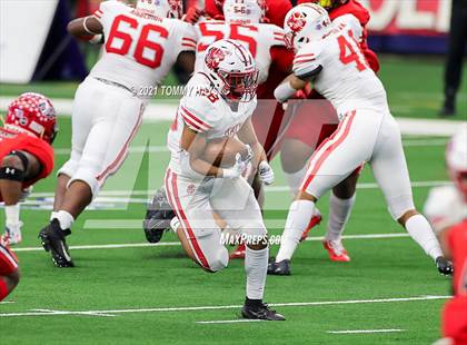 Thumbnail 2 in Cedar Hill vs. Katy (UIL Class 6A D2 Final) photogallery.
