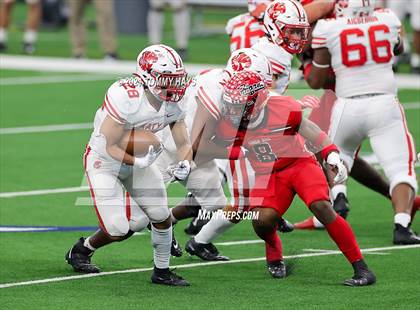 Thumbnail 1 in Cedar Hill vs. Katy (UIL Class 6A D2 Final) photogallery.