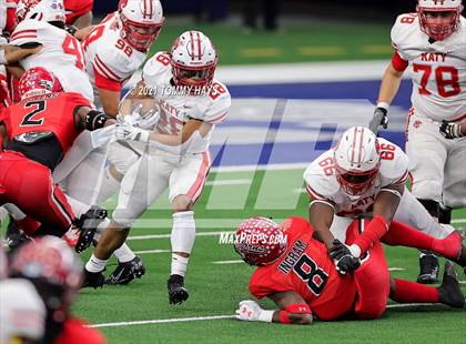 Thumbnail 2 in Cedar Hill vs. Katy (UIL Class 6A D2 Final) photogallery.