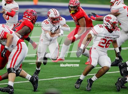 Thumbnail 2 in Cedar Hill vs. Katy (UIL Class 6A D2 Final) photogallery.
