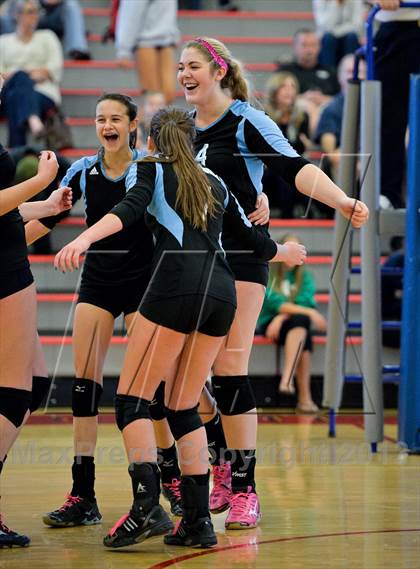 Thumbnail 2 in Tri-City Christian vs. Calvin Christian (CIF SDS D3 Final) photogallery.