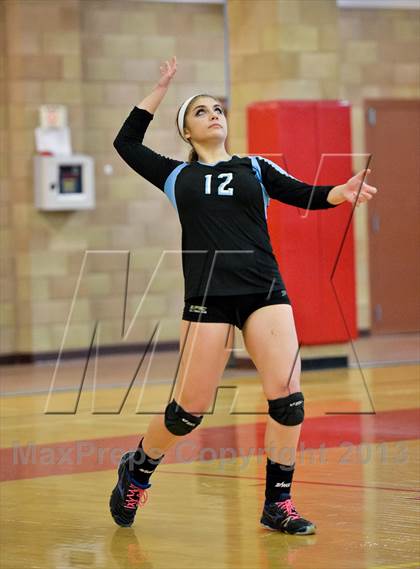 Thumbnail 3 in Tri-City Christian vs. Calvin Christian (CIF SDS D3 Final) photogallery.