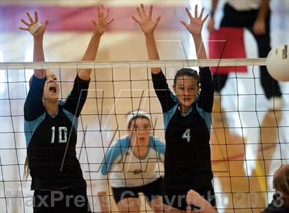Thumbnail 3 in Tri-City Christian vs. Calvin Christian (CIF SDS D3 Final) photogallery.