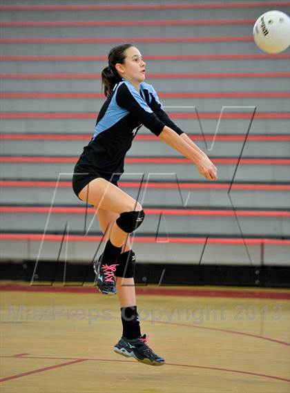 Thumbnail 3 in Tri-City Christian vs. Calvin Christian (CIF SDS D3 Final) photogallery.