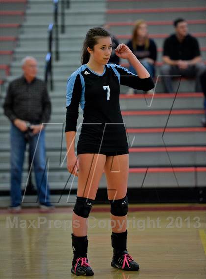 Thumbnail 1 in Tri-City Christian vs. Calvin Christian (CIF SDS D3 Final) photogallery.
