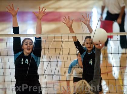 Thumbnail 2 in Tri-City Christian vs. Calvin Christian (CIF SDS D3 Final) photogallery.