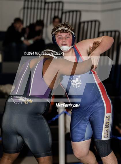 Thumbnail 1 in NYSPHSAA Section VI Class B (Wrestleback Rounds) photogallery.