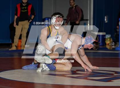 Thumbnail 1 in NYSPHSAA Section VI Class B (Wrestleback Rounds) photogallery.