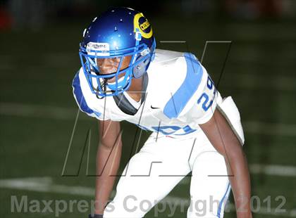 Thumbnail 3 in Dorsey vs. Crenshaw photogallery.