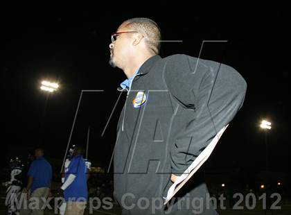 Thumbnail 3 in Dorsey vs. Crenshaw photogallery.