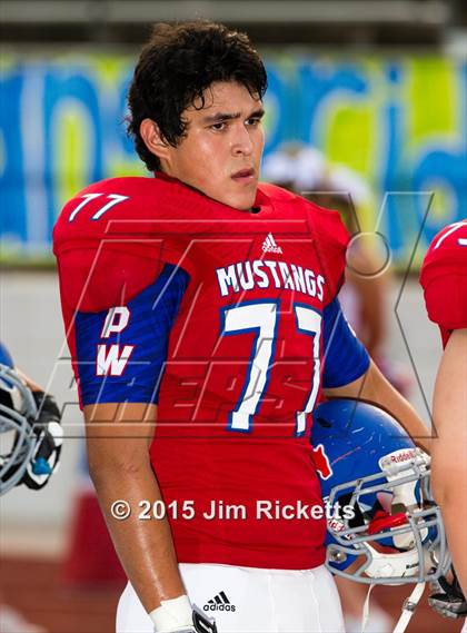 Thumbnail 1 in North Crowley @ Grapevine photogallery.
