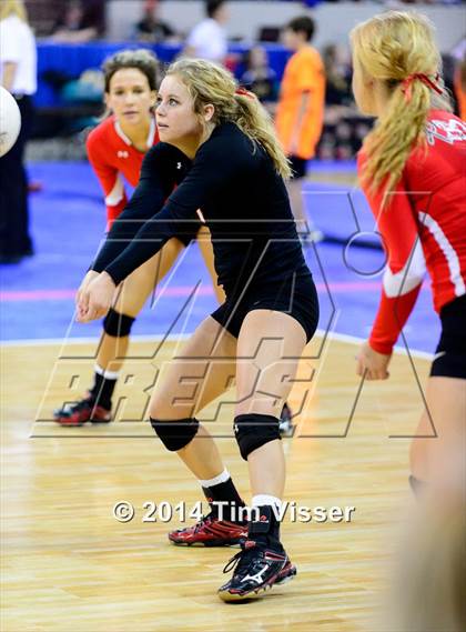 Thumbnail 1 in Eaton vs. Olathe (CHSAA State 3A Playoff) photogallery.