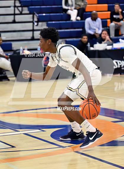 Thumbnail 2 in Basha vs. Notre Dame (SO) (Tarkanian Classic) photogallery.