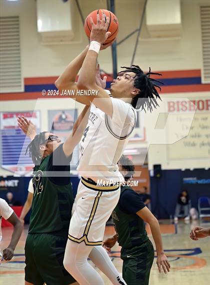 Thumbnail 2 in Basha vs. Notre Dame (SO) (Tarkanian Classic) photogallery.