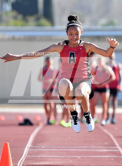 Thumbnail 3 in Alta Loma vs. Colony @ Ayala Tri Meet photogallery.
