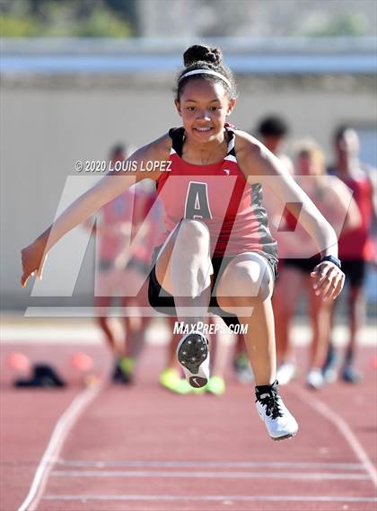 Thumbnail 1 in Alta Loma vs. Colony @ Ayala Tri Meet photogallery.